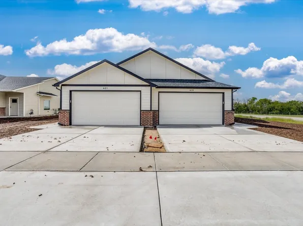 419 Briarbrook Ln, Valley Center, KS 67147