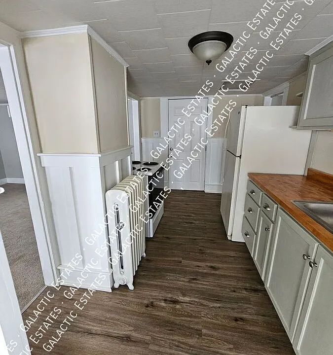 90 Orange St #2R