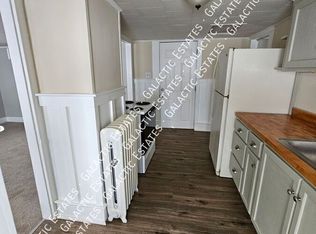 90 Orange St APT 2R, Manchester, NH 03104