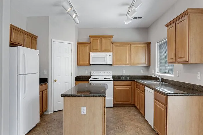 2725 W Jasper Butte Dr — Photo 11