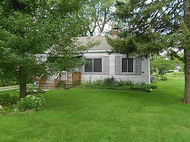 1918 Sherborn Dr photo 1