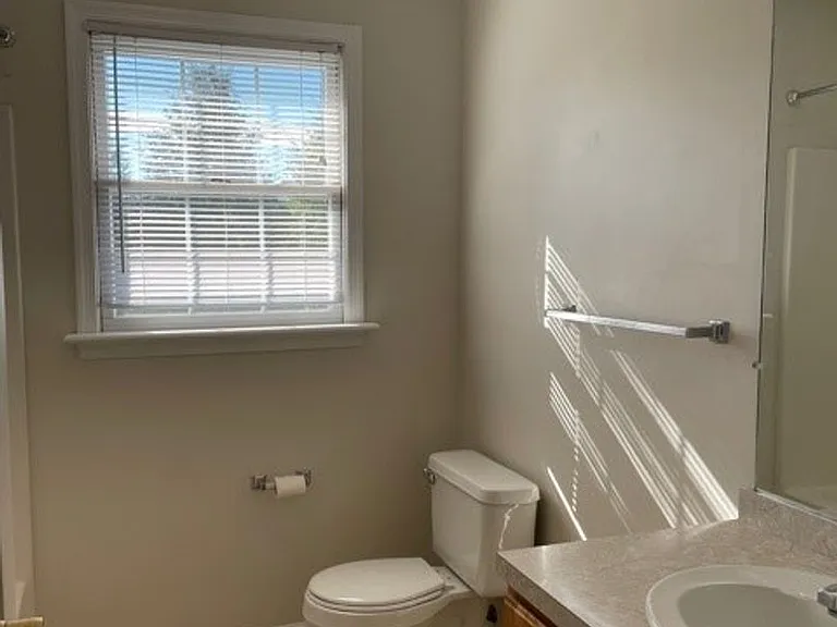 4163 Kittatinny Dr — Photo 11