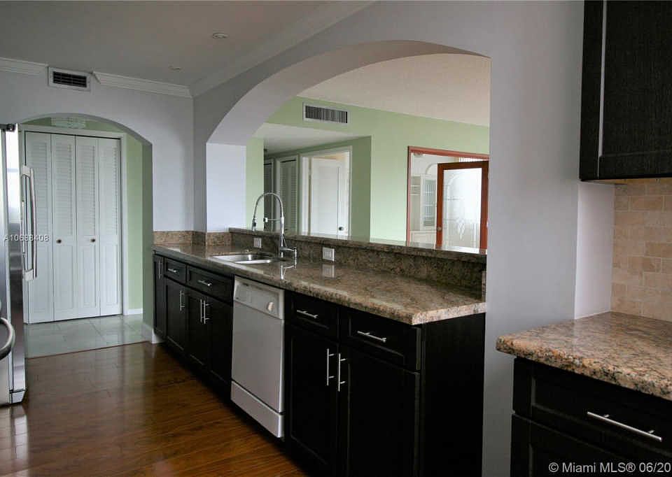 1st image of 4350 Hillcrest Dr APT 919