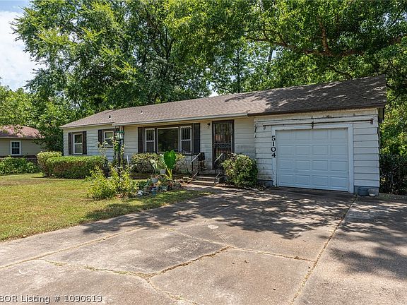 2nd image of 5104 Wilson Rd