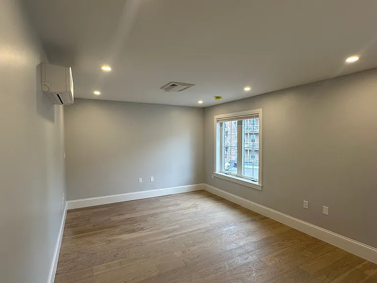 425 Market St #304 — Photo 12