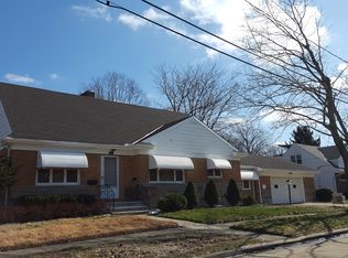 1711 E 230th St, Euclid, OH