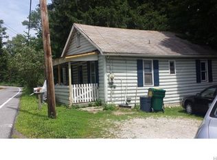 28 Peekskill Hollow Rd, Putnam Valley, NY 10579