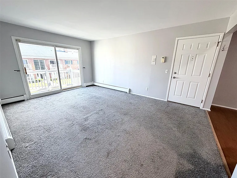 2405 Torquay Ave #207 — Photo 5