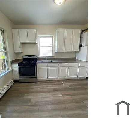 70 Ash St #3R — Photo 4