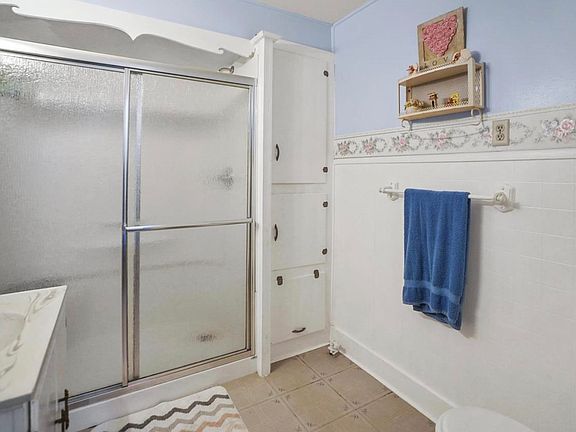 3rd image of 5067 W Park Ave
