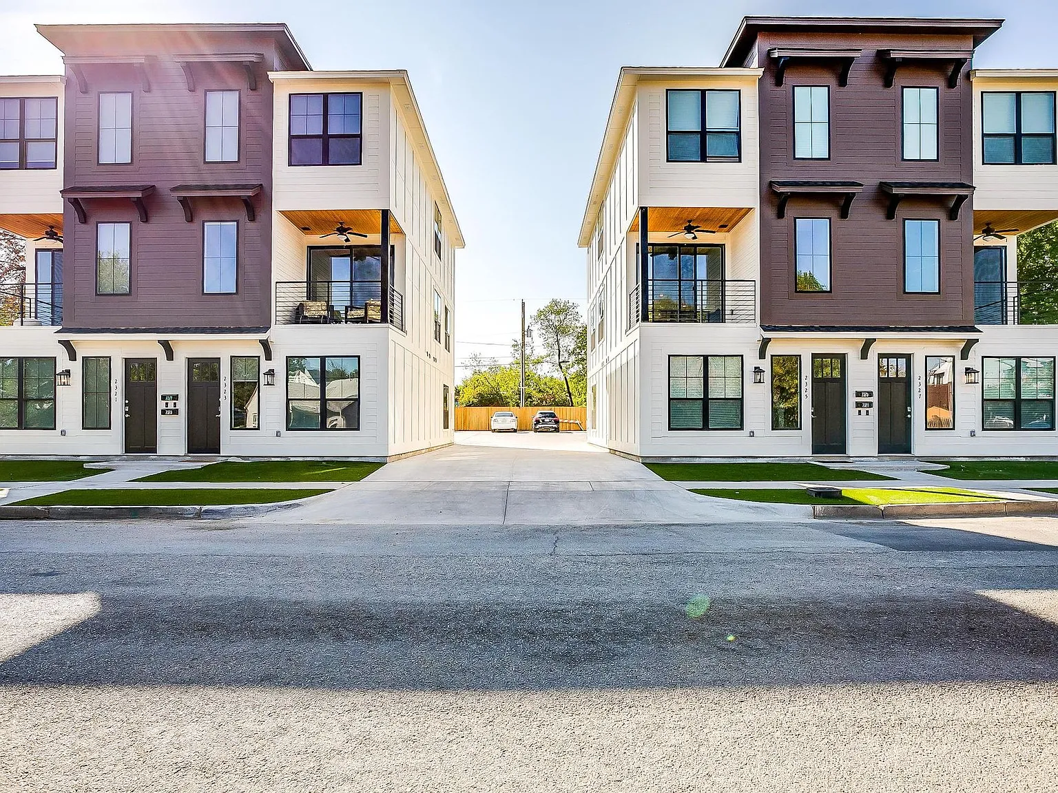 Benbrook 2345 — Photo 2