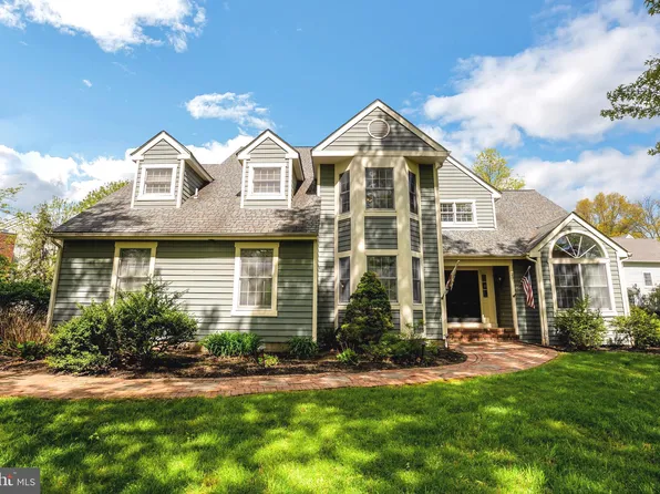 20 Baldwin St, Pennington, NJ 08534