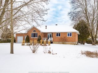 15206 Colonial Dr, South Stormont, ON K0C 1M0