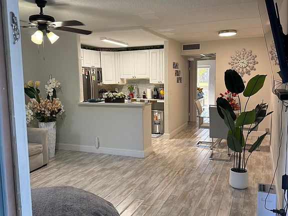2nd image of 2000 Springdale Boulevard #108