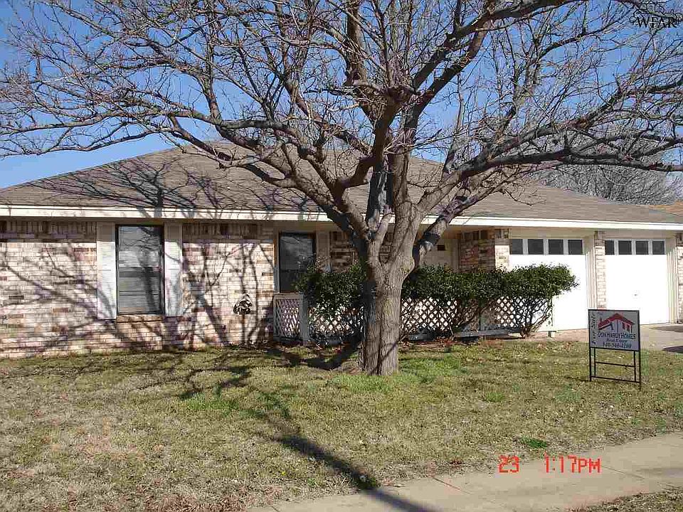 1st image of 2138 Selma Dr