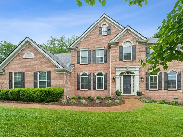 215 Winburn Ln, Franklin, TN 37069