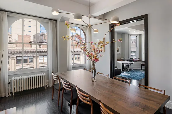 Sold by Nest Seekers International | media 8