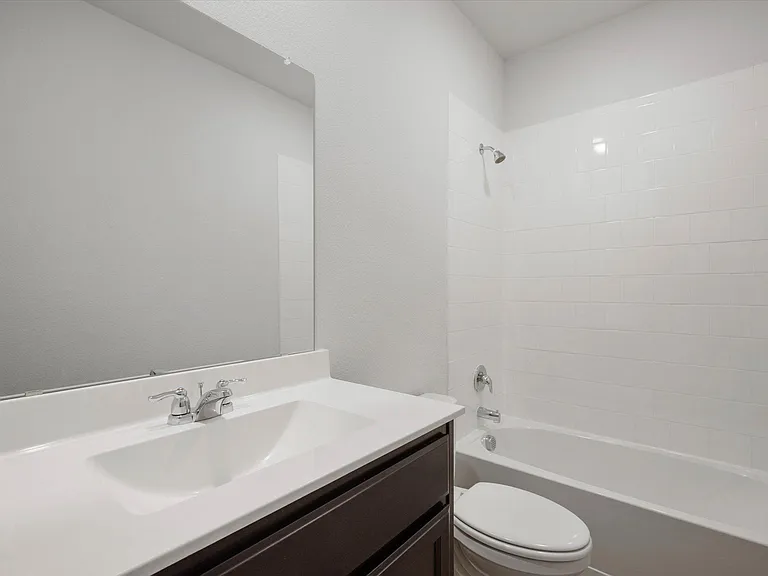 2220 Barnwell Dr — Photo 10