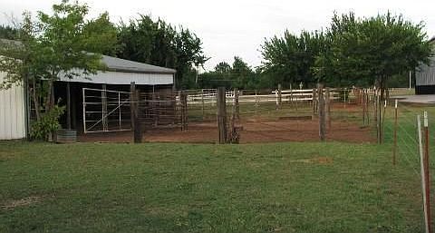 2nd image of 3208 Country Club Rd