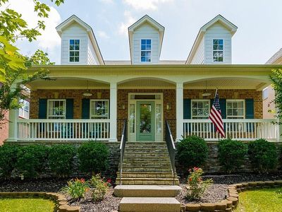 3022 Oxford Glen Dr, Franklin, TN, 37067