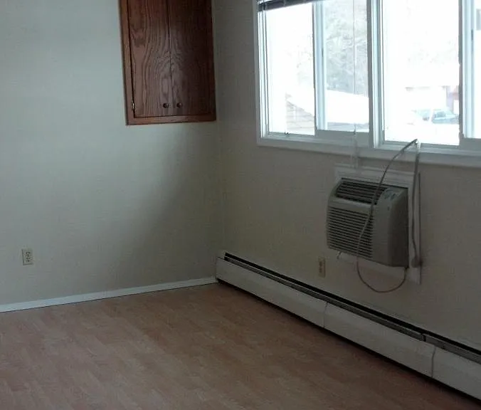 31 97th Ave NW #1 — Photo 3