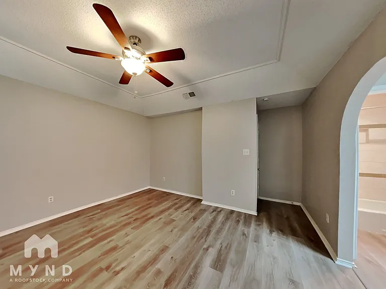 1509 Brook Forest Dr — Photo 10