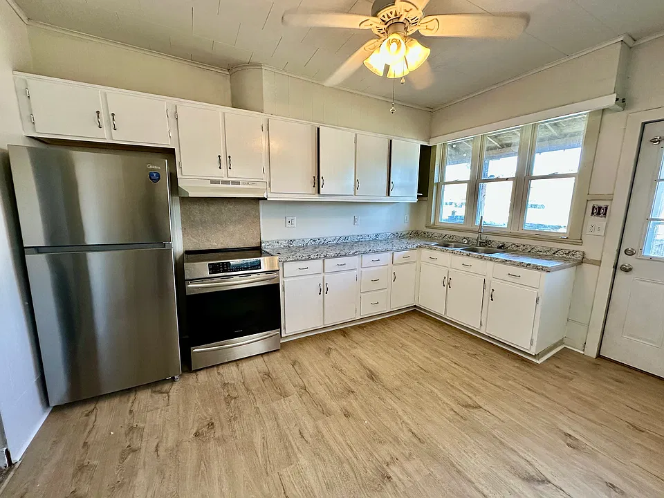 58 Clay St #1