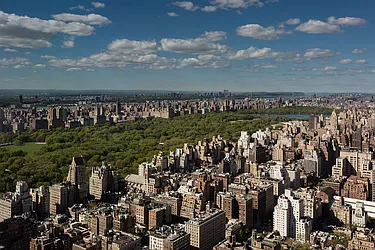 Sold by Avenue Real Estate