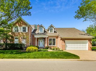 8 N Old Mill Ln, Burr Ridge, IL 60527