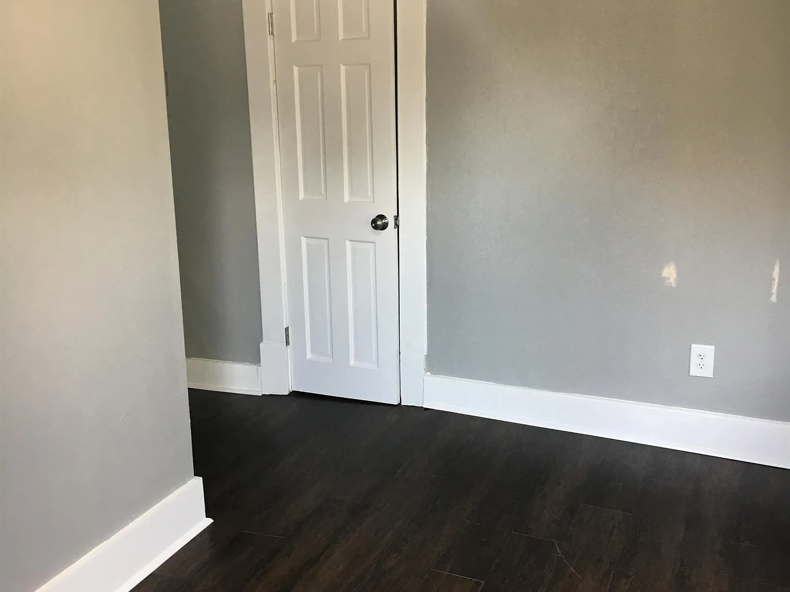 2600 N Robinson-B - 1 — Photo 2
