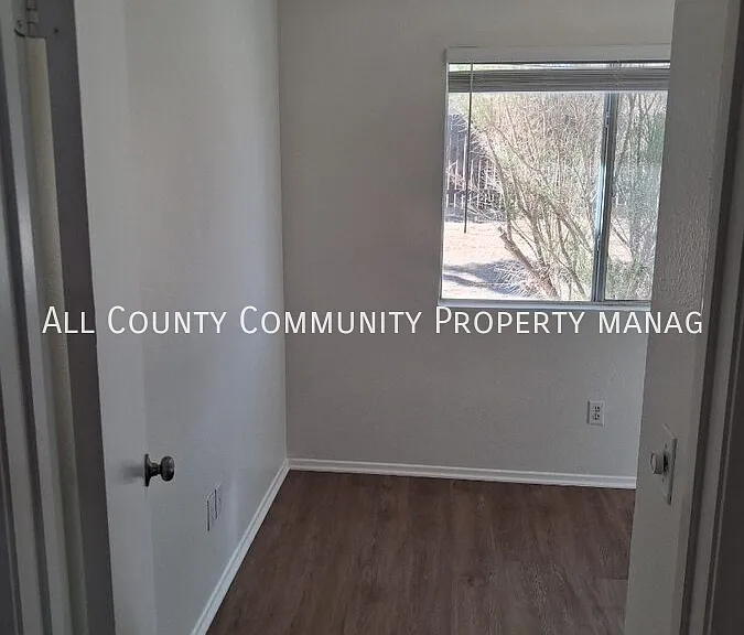 58439 Palisade Dr #B — Photo 13