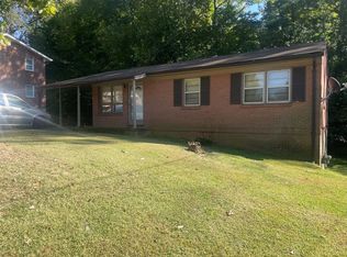 141 Starmont Dr, Danville, VA