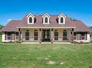 909 County Road 3045, Crockett, TX 75835