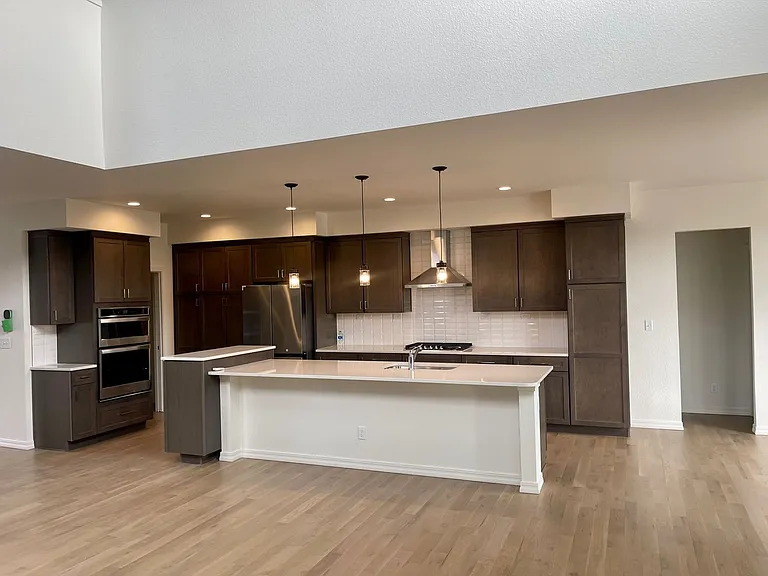 6440 Rolling Creek Dr — Photo 25