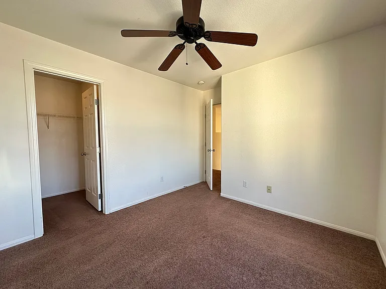 10440 Anacostia St — Photo 18