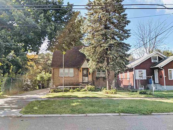 2nd image of 2308 W Jefferson St