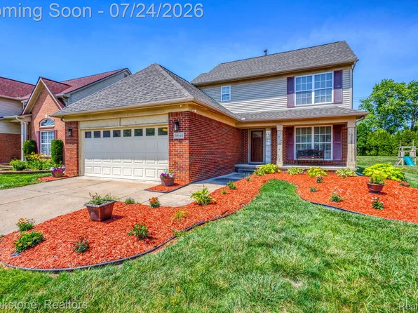 30640 Nelson Cir, Westland, MI 48186