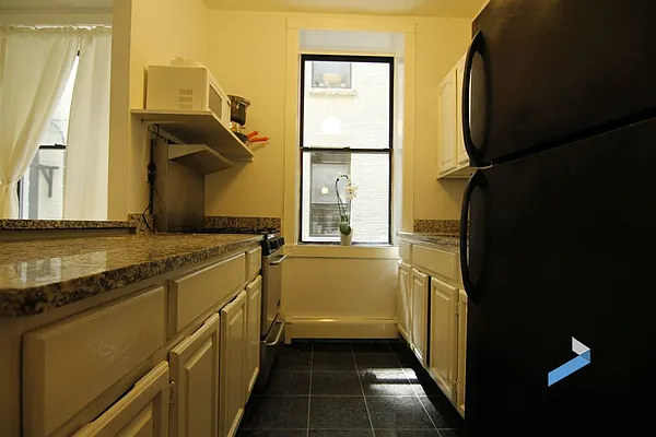 Rented by FirstService Realty (legacy) | media 19