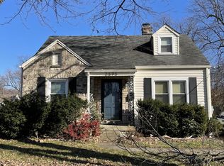 2595 Greenup Rd, Louisville, KY 40217