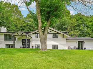 17046 Chiltern Hills Rd, Minnetonka, MN 55345