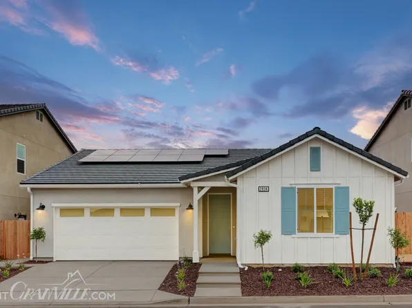 2834 Cortez Dr, Fresno, CA 93704