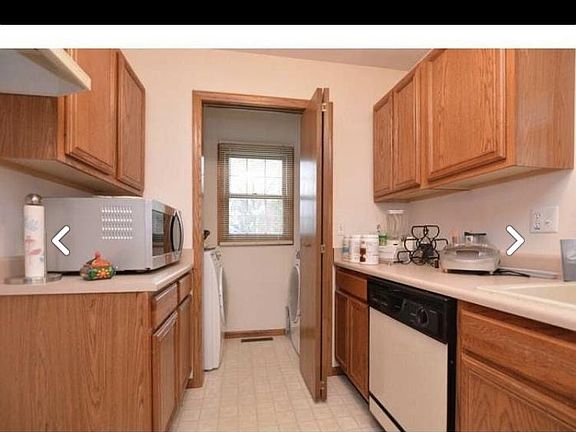 3rd image of 3946 Birdsong Ln
