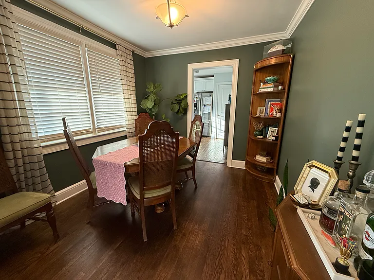 7 Ashford Ave — Photo 4