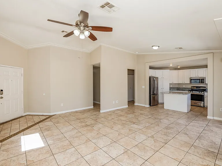 2306 Hollow Oak Ave — Photo 5