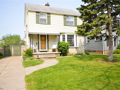 4048 W 157th St, Cleveland, OH, 44135
