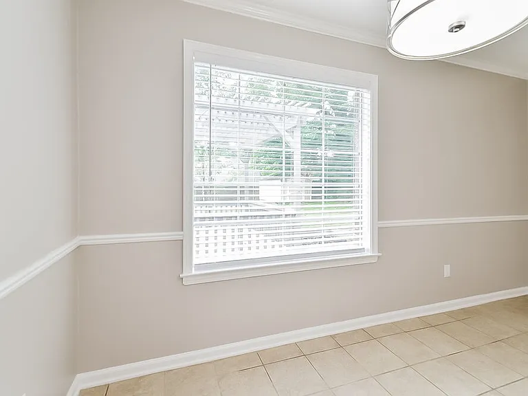 4401 Okeechobee Dr — Photo 6