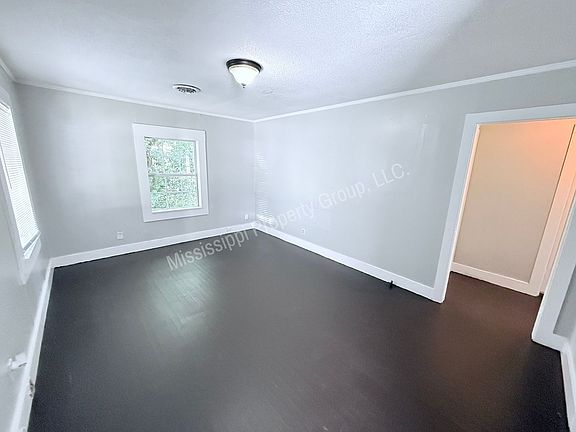 2nd image of 1120 S 16th St