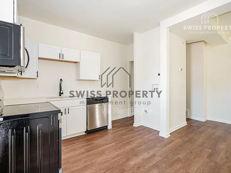 1340 Mooberry St — Photo 11