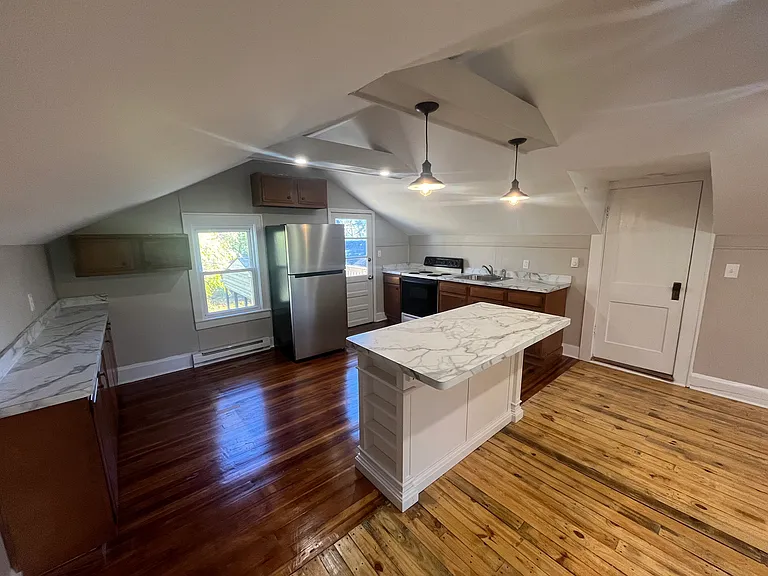 306 Balsam St #2 — Photo 12