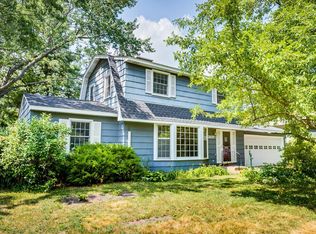 2697 Riviera Dr S, White Bear Lake, MN 55110